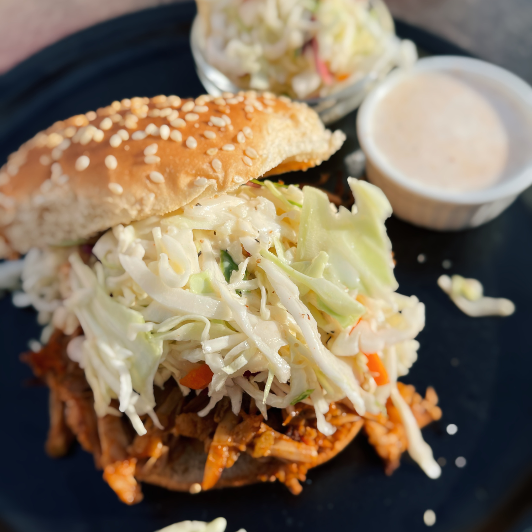 JACKFRUIT BBQ SANDWICH FAMILY MEAL